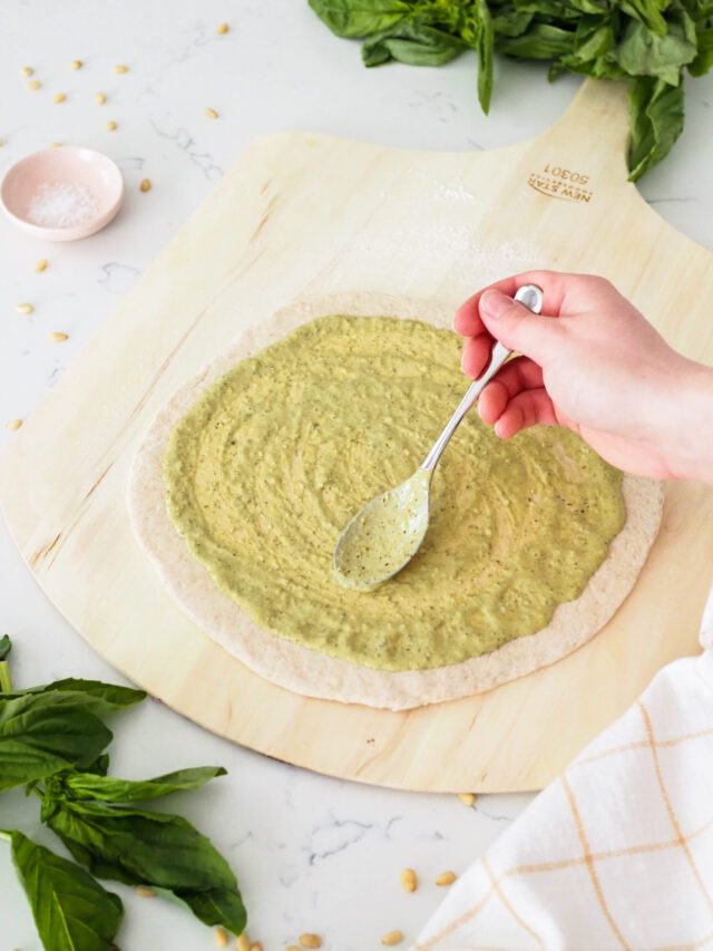 5Minute Creamy Pesto Pizza Sauce The Floral Apron